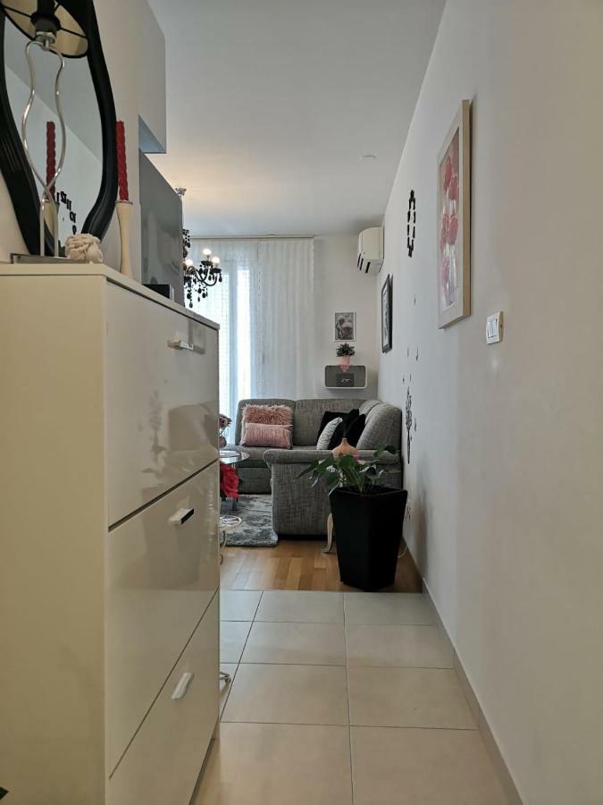 Apartment Ines 2 Split Exterior photo